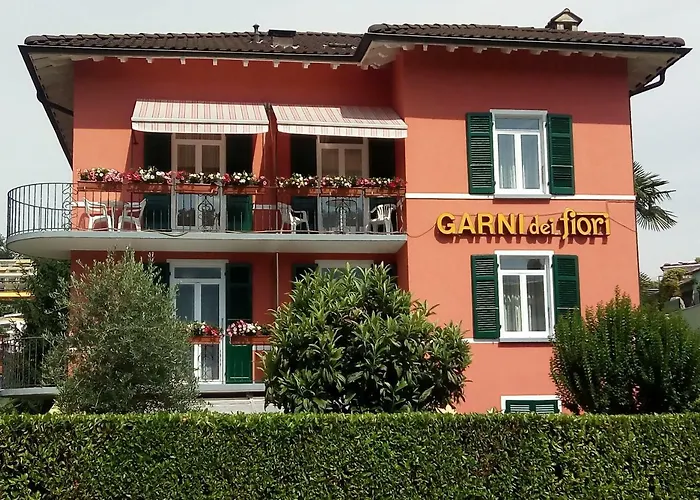 Garni Dei Fiori מלון 3*